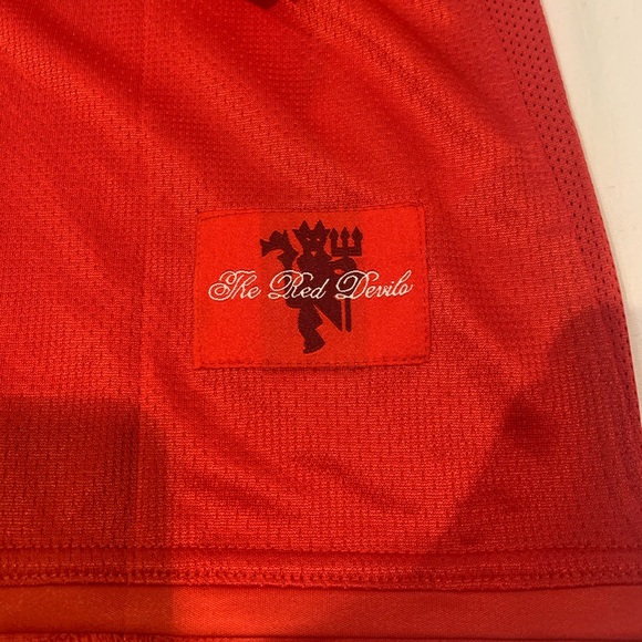 Ronaldo Manchester United Jersey - Picture 4 of 6